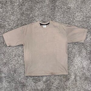 Gymshark Men's Beige Pump Cover